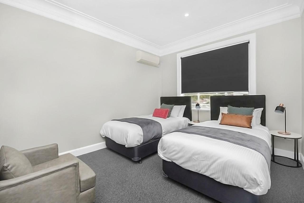 Horse And Jockey Hotel Homebush ซิดนีย์ ภายนอก รูปภาพ