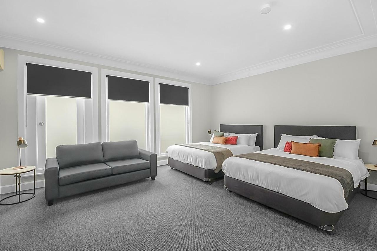 Horse And Jockey Hotel Homebush ซิดนีย์ ภายนอก รูปภาพ