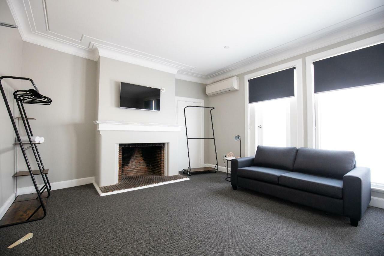 Horse And Jockey Hotel Homebush ซิดนีย์ ภายนอก รูปภาพ