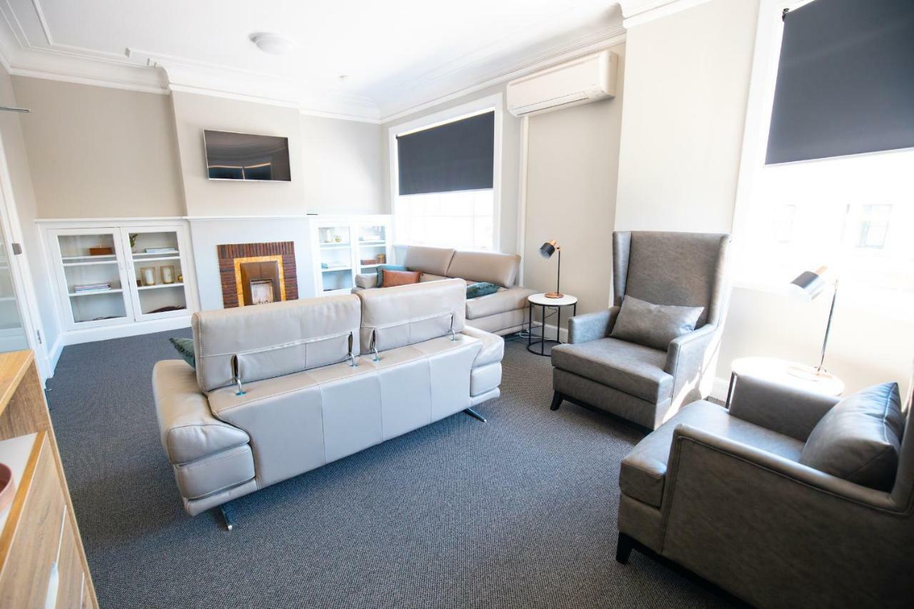 Horse And Jockey Hotel Homebush ซิดนีย์ ภายนอก รูปภาพ